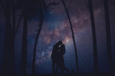 romantic couple under the stars|couple under the stars drawing.